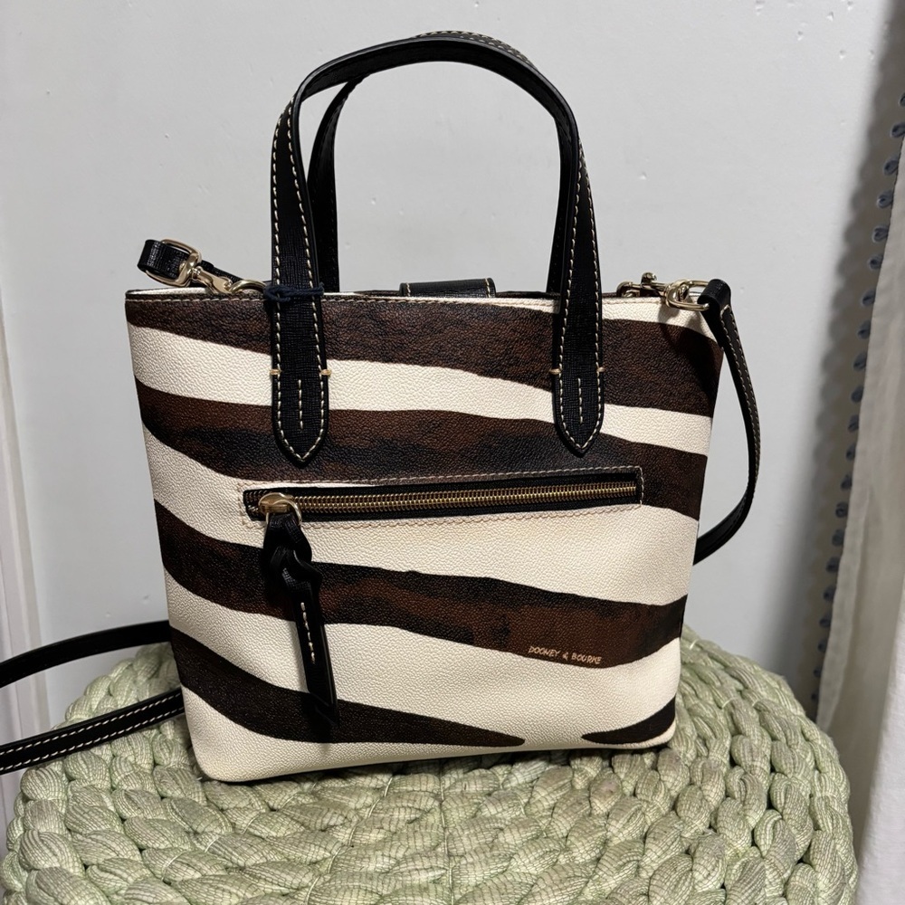 Dooney & Bourke Mini Waverly Zebra Black/Brown Leather Crossbody Bag NWT - Picture 2 of 14